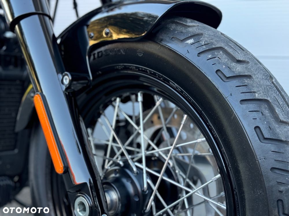 Harley-Davidson Softail Slim - 24