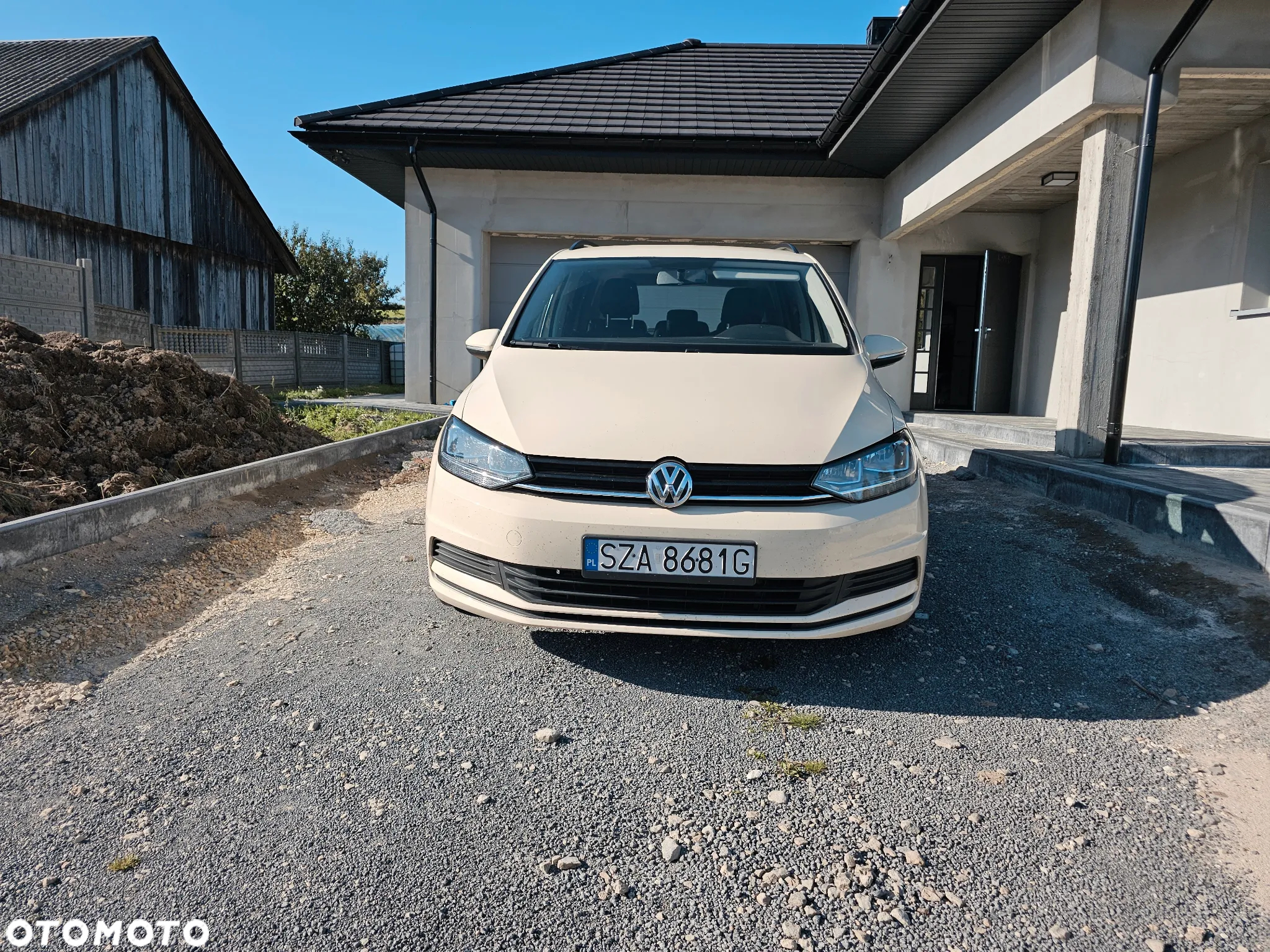 Volkswagen Touran 2.0 TDI SCR DSG Comfortline - 2