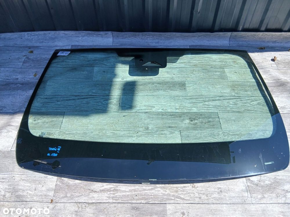 szyba przednia renault trafic 24r kamera - 1