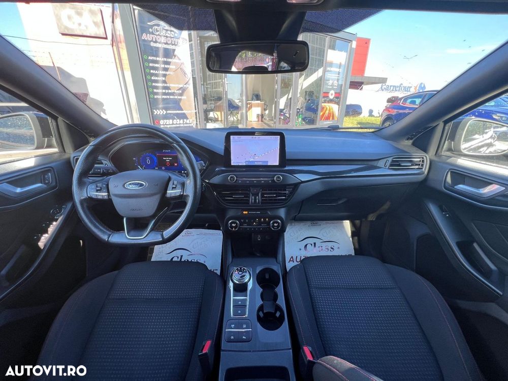 Ford Focus 1.5 EcoBoost ST-Line - 5
