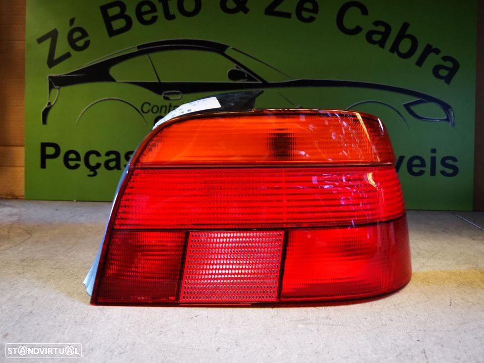 BMW SÉRIE 5 E39 FAROLIM DIREITO - FT238 - 1