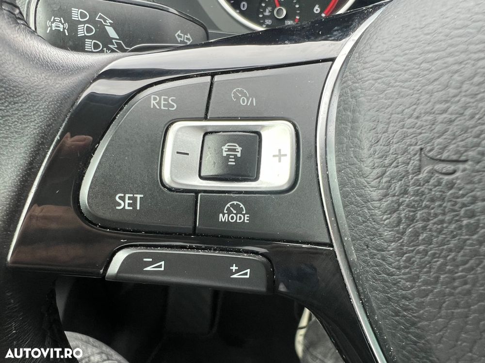 Volkswagen Tiguan 2.0 TDI SCR 4MOTION DSG Highline - 14