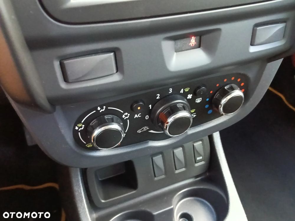 Dacia Duster 1.2 TCe Celebration - 20