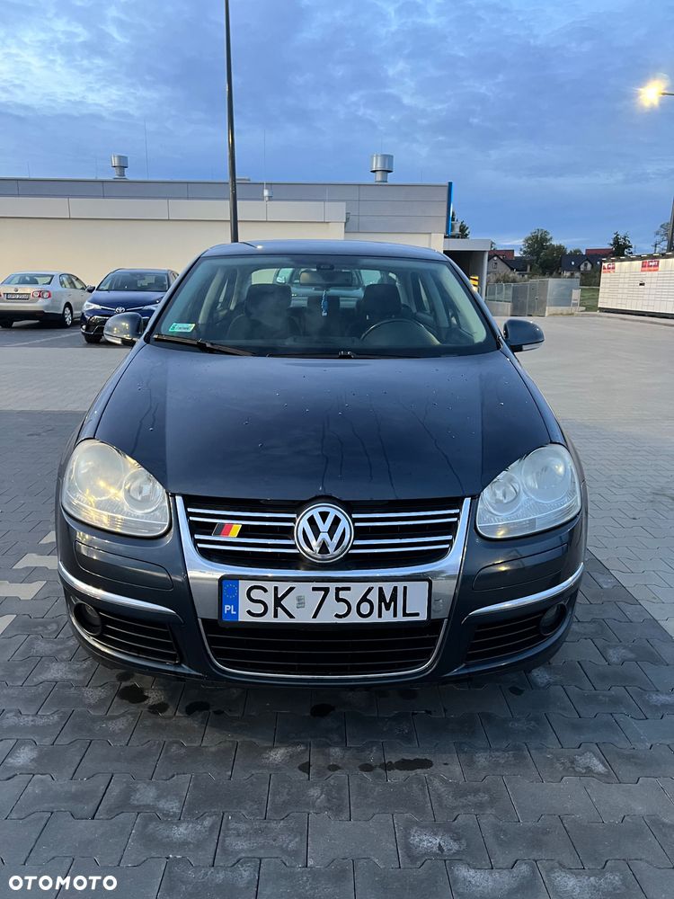 Volkswagen Jetta 1.9 TDI Trendline - 3