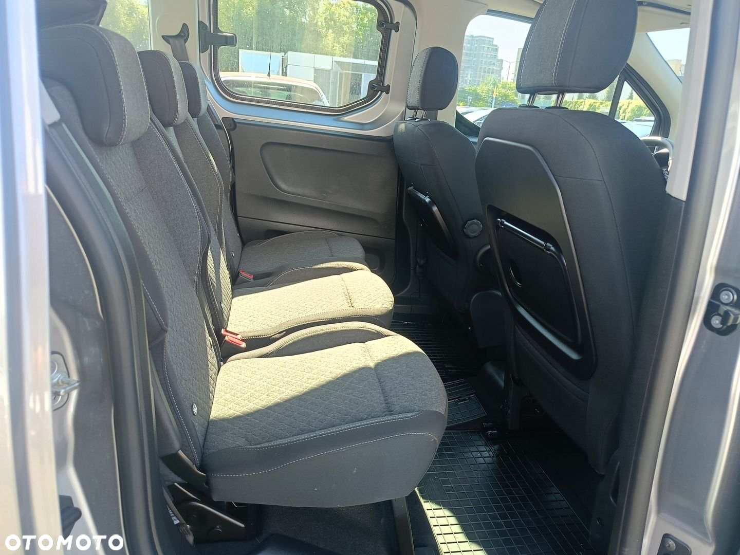 Opel Combo L 1.2 PureTech S&S - 8