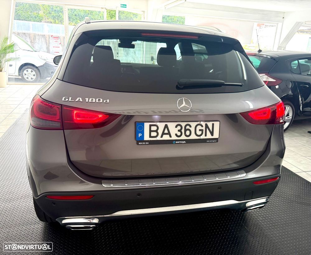 Mercedes-Benz GLA 180 d Progressive - 7