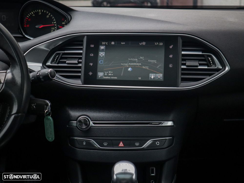 Peugeot 308 SW 1.6 e-HDi Allure - 24
