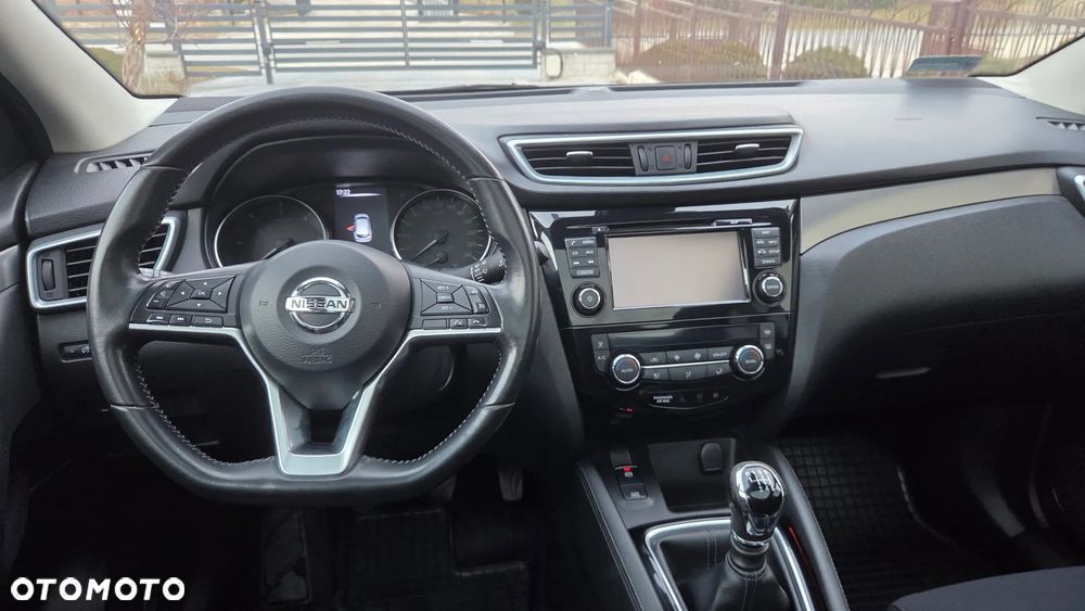 Nissan Qashqai 1.5 dCi N-Connecta - 31