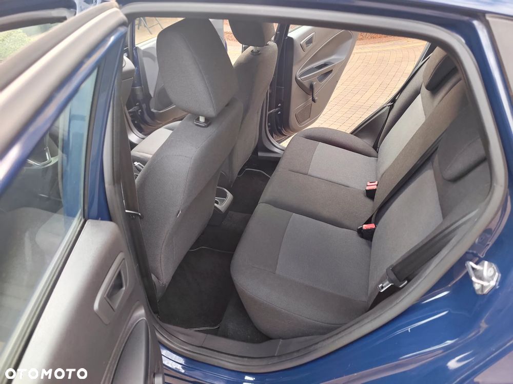 Ford Fiesta - 20
