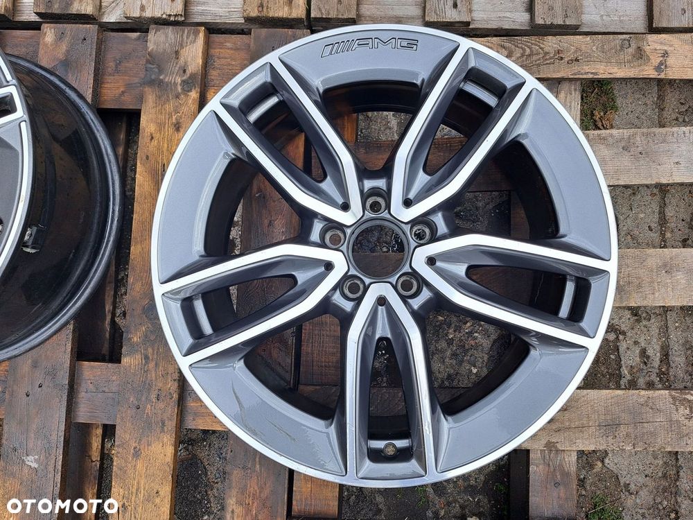 Oryg. Mercedes 247 A247 W247 19 AMG GLA GLB 8j A2474011800 4680 - 1