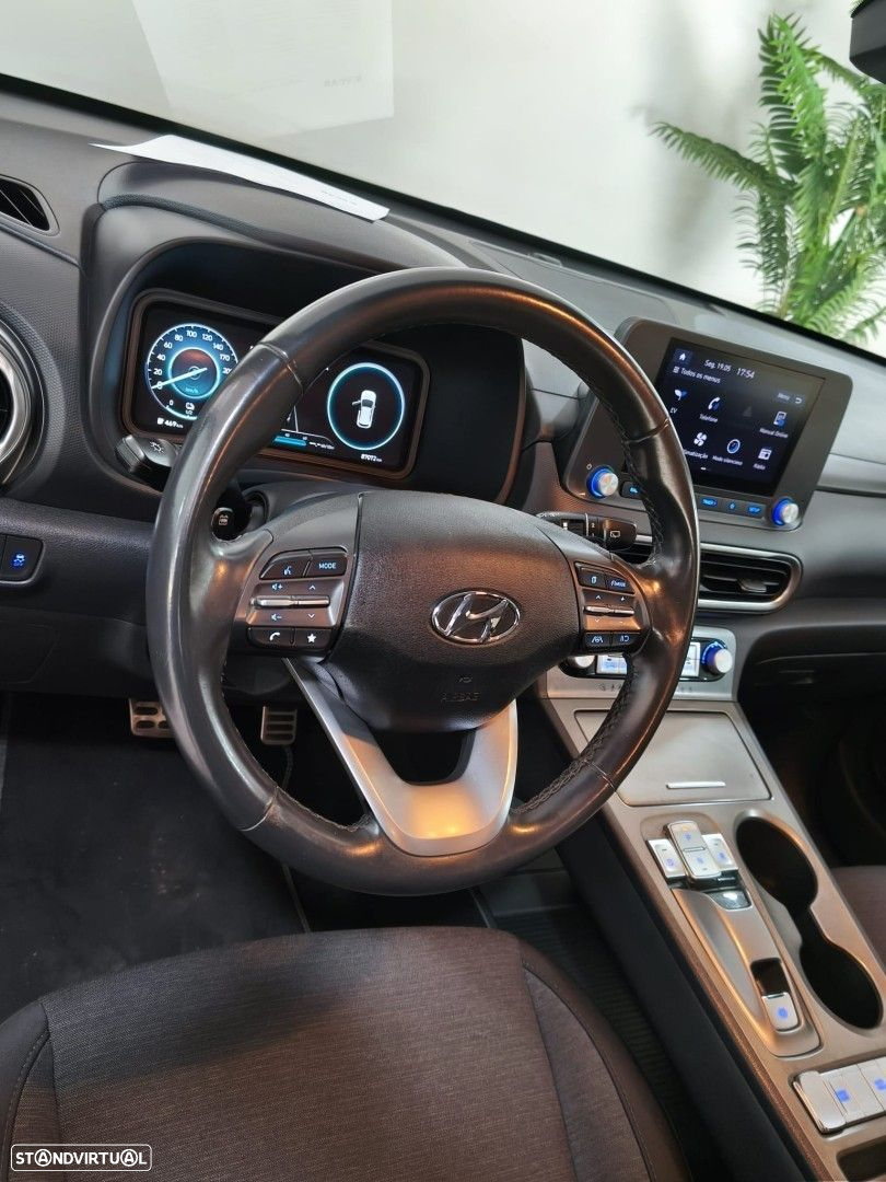 Hyundai Kauai EV 64 kWh Premium - 14