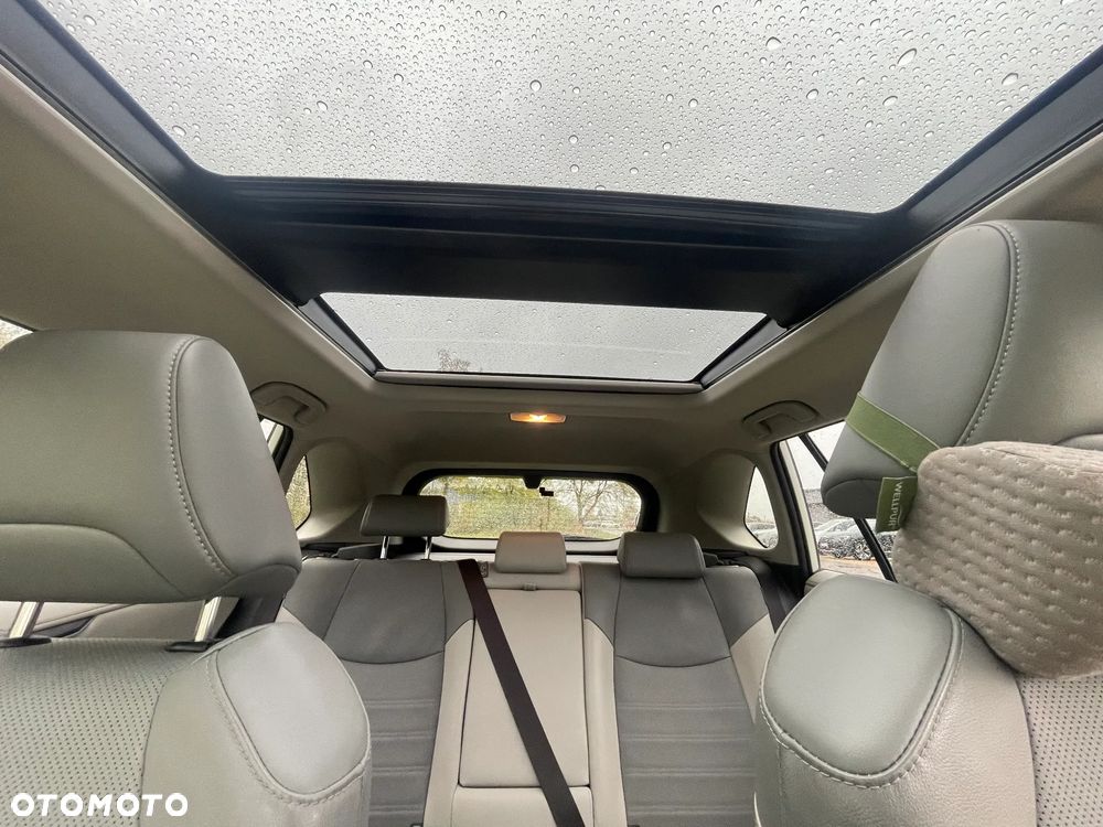 Toyota RAV4 - 16