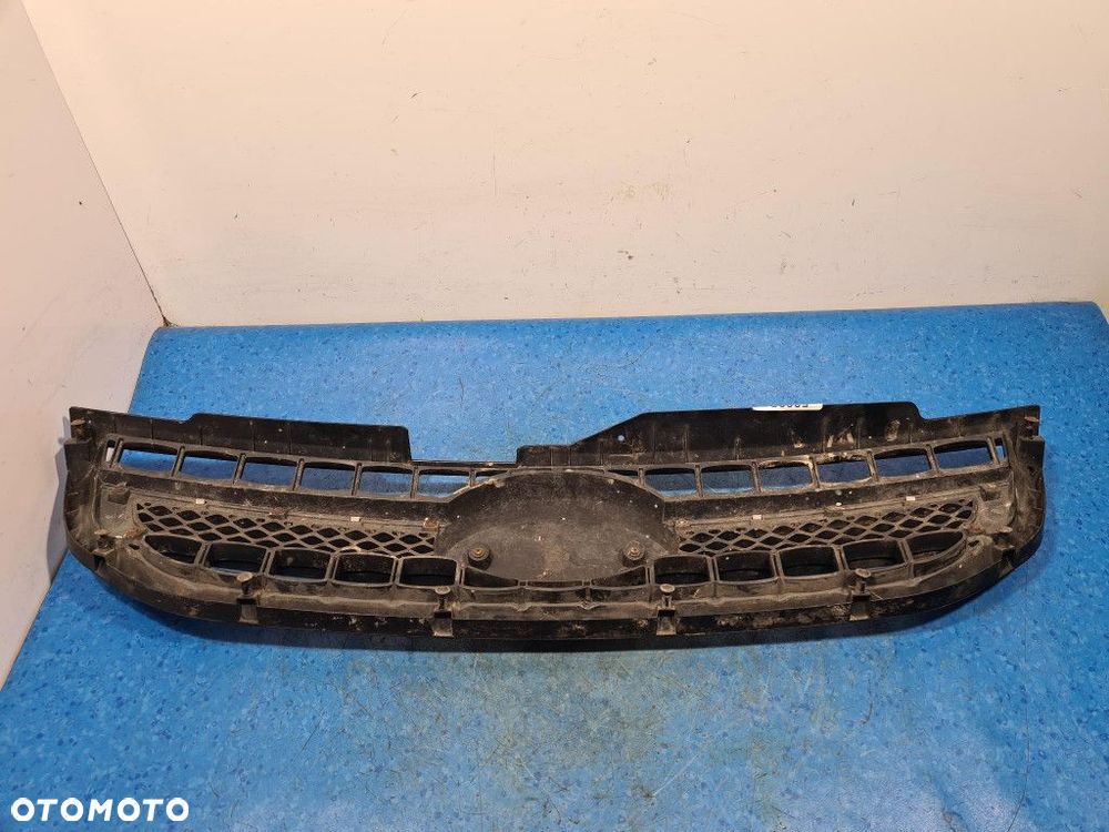 KIA SPORTAGE II LIFT ATRAPA / GRILL - 9