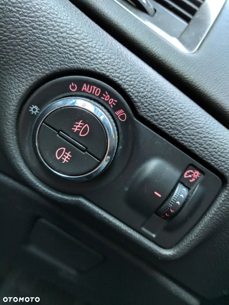 Opel Astra 1.7 CDTI Sport - 12