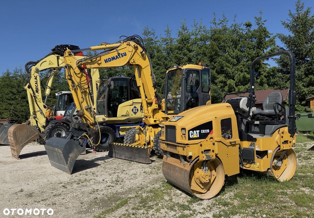 Caterpillar Walec drogowy CAT 100cm CB22B 2017r  zagęszczarka Catepillar CB 22 B Szer 100 cm Wibracja na oba bębny Zbiorniki na wodę Bomag  2,5 tony 24KW - 18