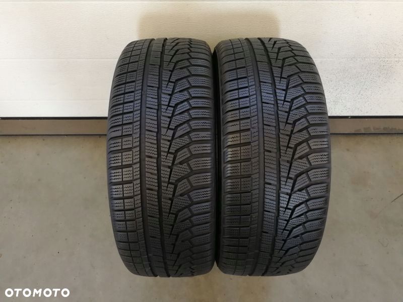 Opony zimowe 205/45 R 17 Hankook Winter Icept evo2 W320 - 1