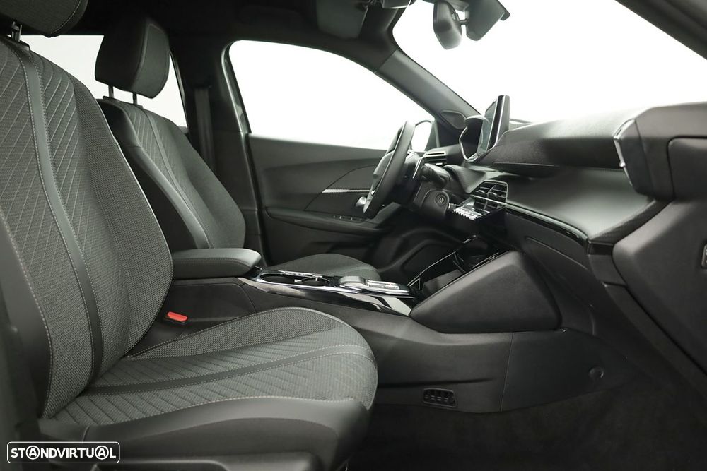 Peugeot 2008 1.2 Hybrid Allure e-DCS6 - 21