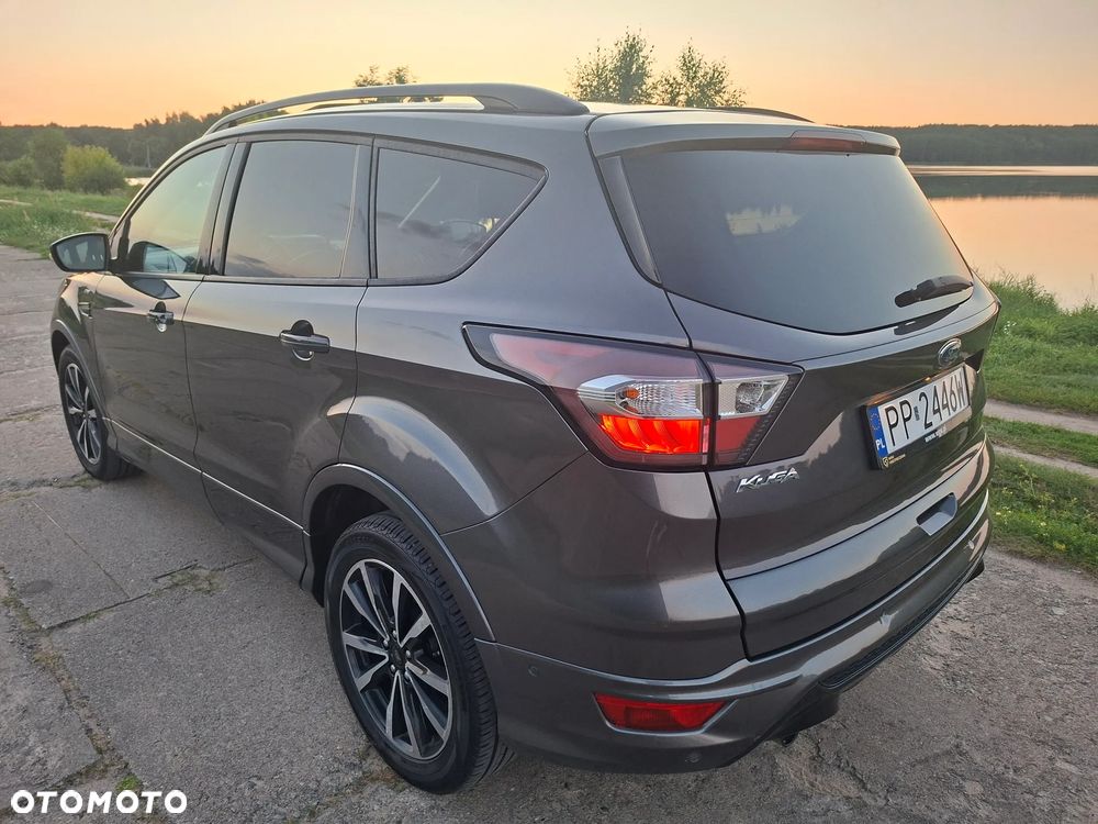 Ford Kuga 2.0 TDCi 2x4 ST-Line - 5