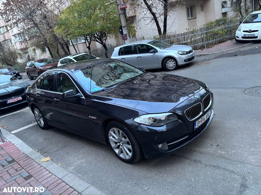 BMW Seria 5 530d xDrive Aut. - 3