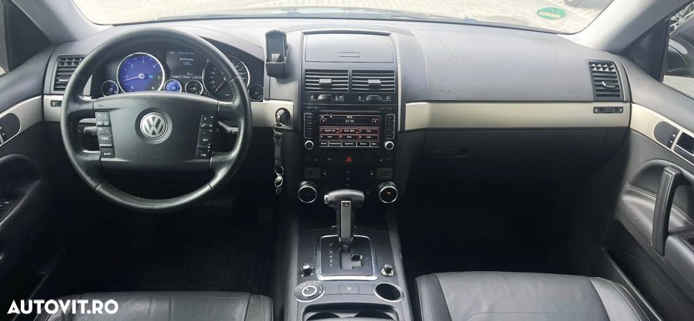 Volkswagen Touareg - 13
