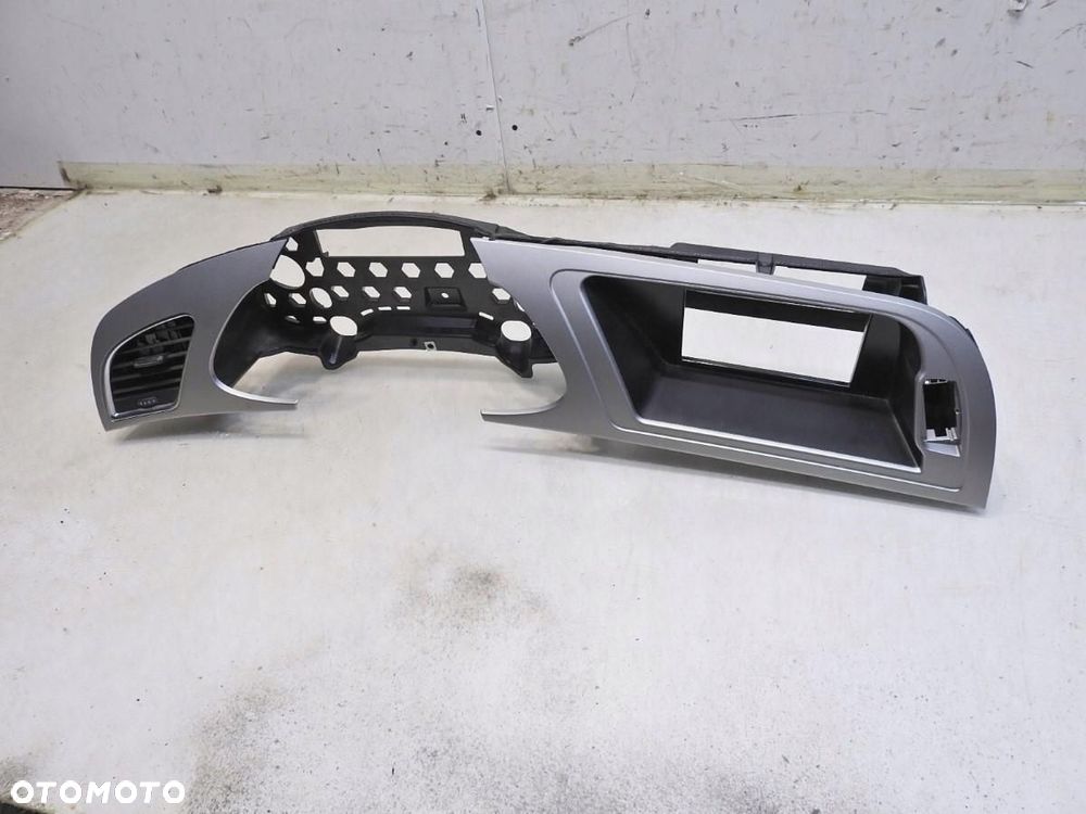 RAMKA LICZNIKA KRATKA NAWIEWU WYŚWIETLACZ AUDI A4 - 8