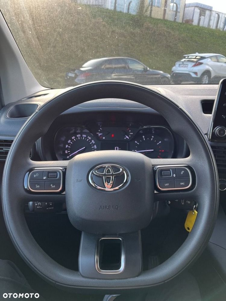 Toyota PROACE CITY - 12