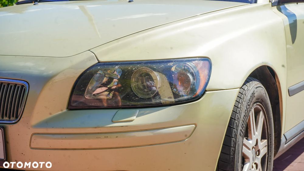 Volvo S40 2.4 - 18