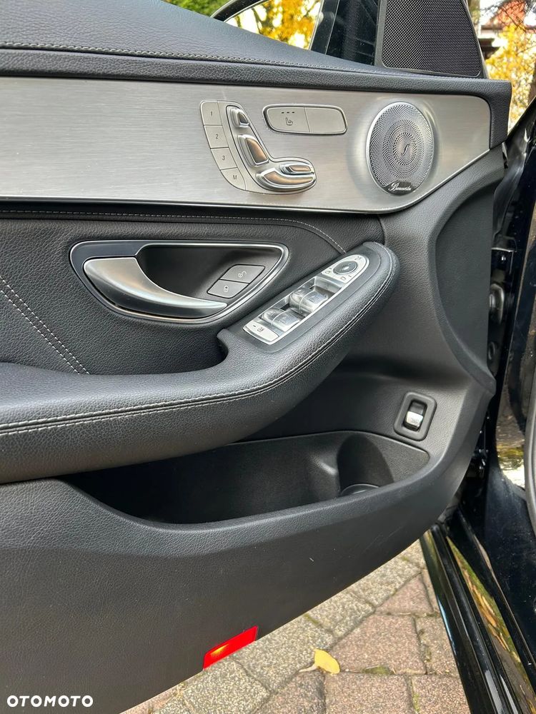 Mercedes-Benz Klasa C AMG 63 - 8