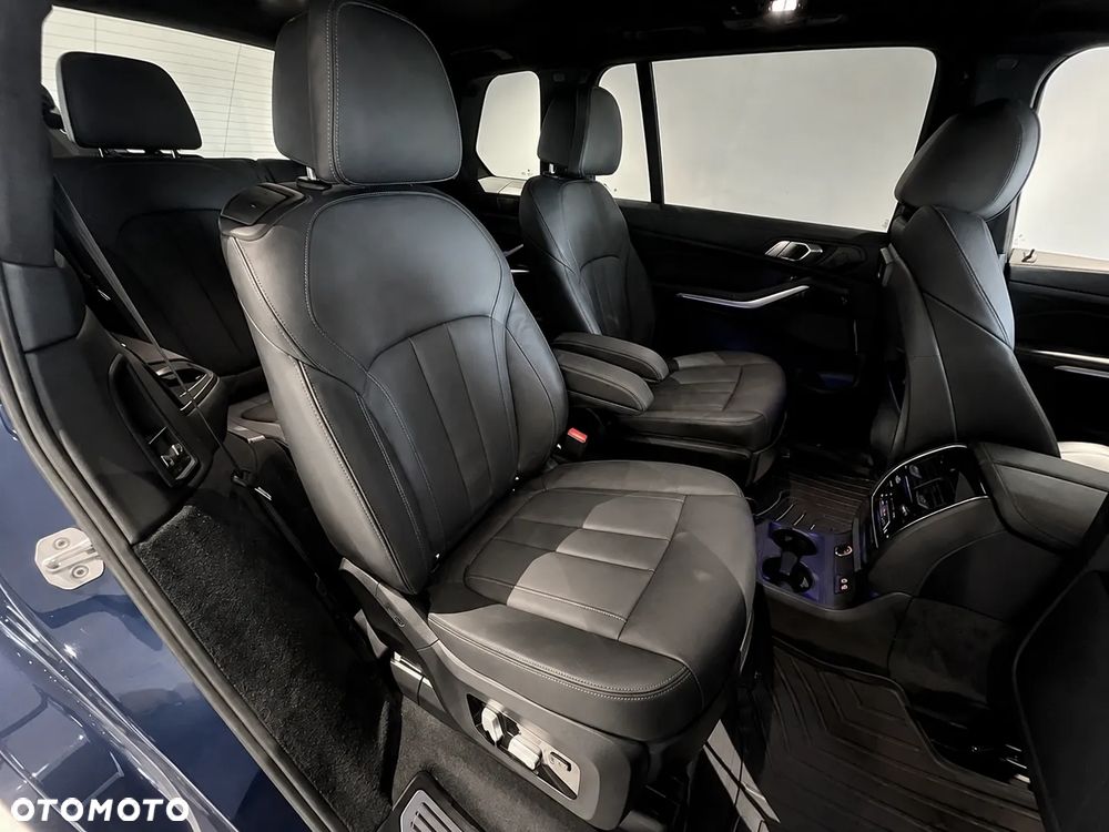 BMW X7 xDrive40i sport - 12