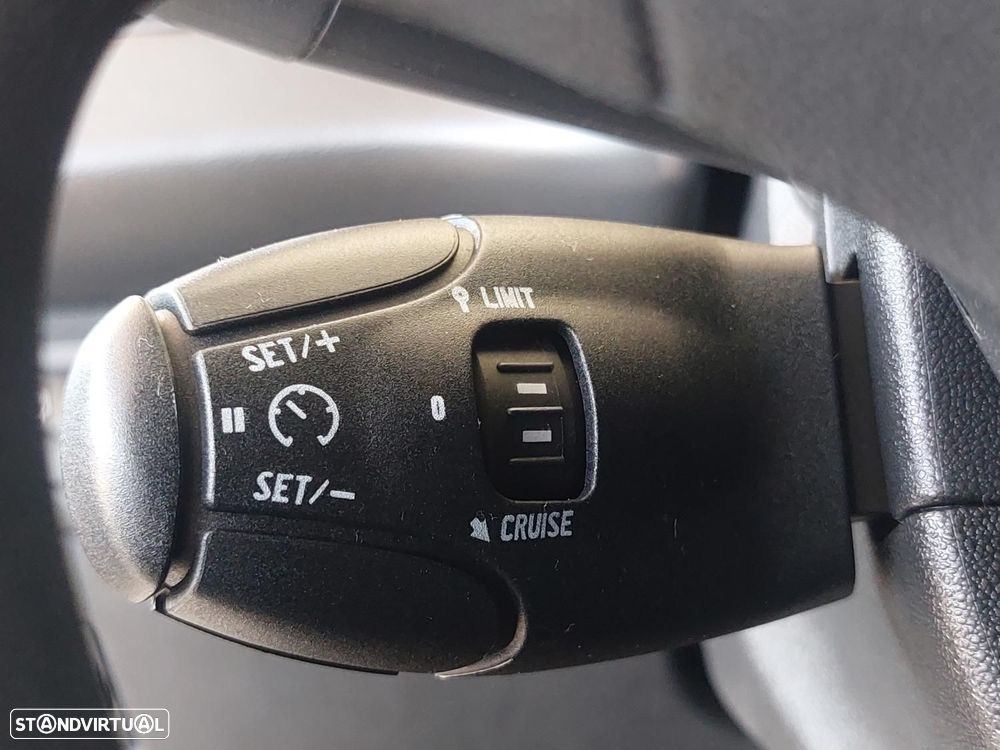 Peugeot 208 Van 1.5 BlueHDi - IVA Dedutível - 19