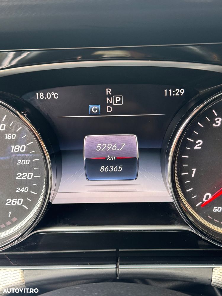 Mercedes-Benz E 200 4MATIC Aut. - 10