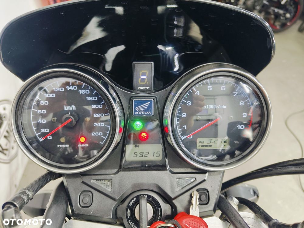 Honda CB - 17
