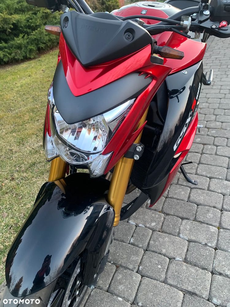 Suzuki GSX 1000 - 11