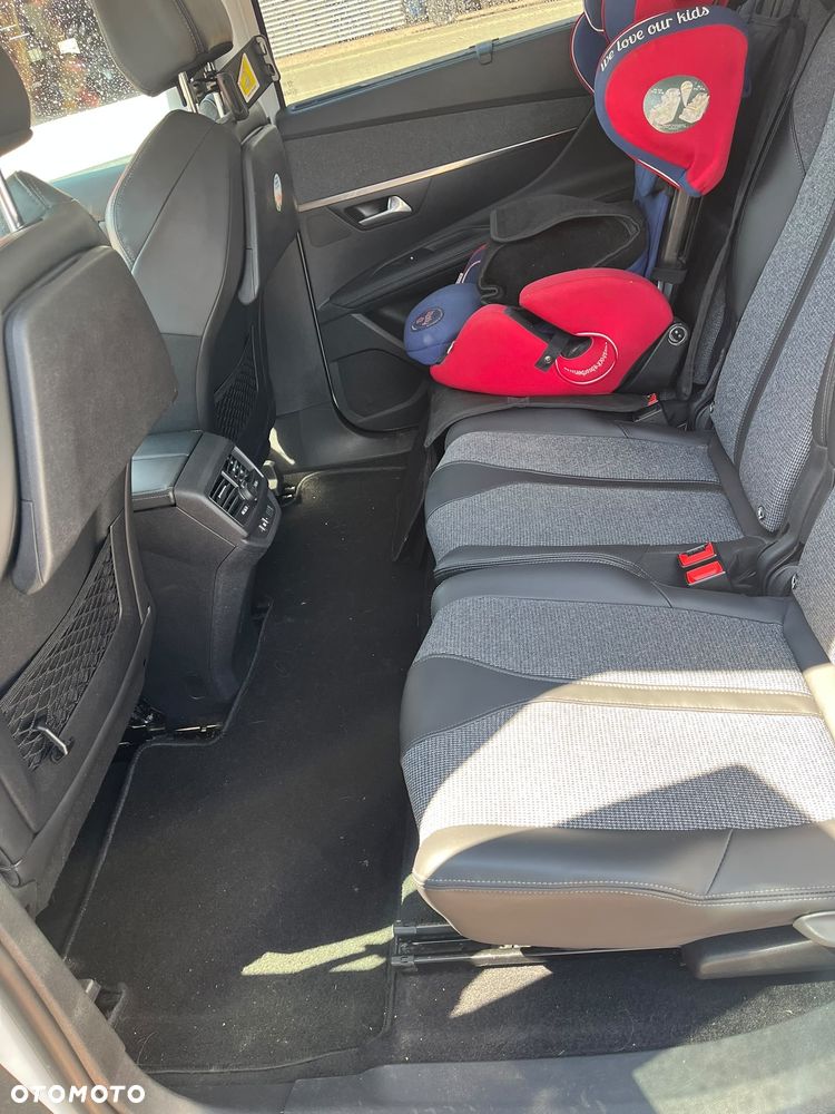 Peugeot 5008 1.6 THP Allure S&S EAT6 - 7