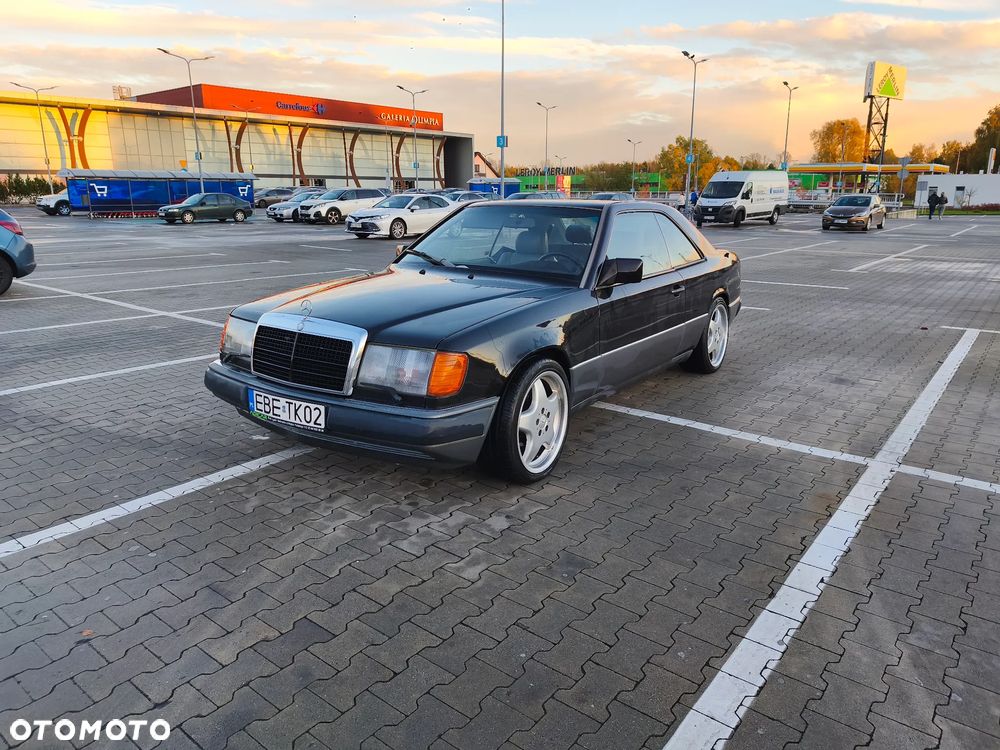 Mercedes-Benz W124 (1984-1993) - 1
