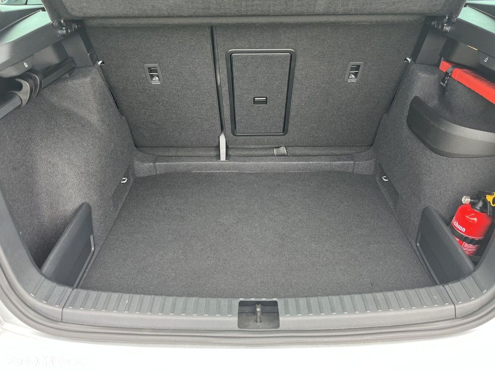 Skoda Karoq 1.5 TSI ACT Selection DSG - 18