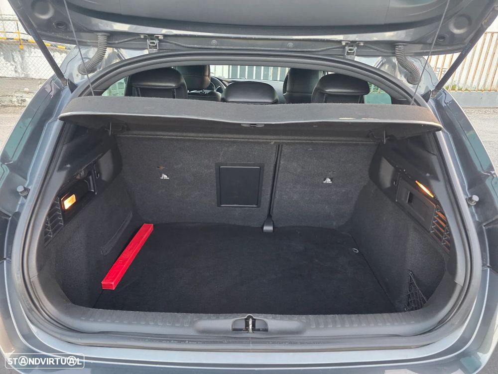 Citroën DS4 1.6 e-HDi So Chic - 8