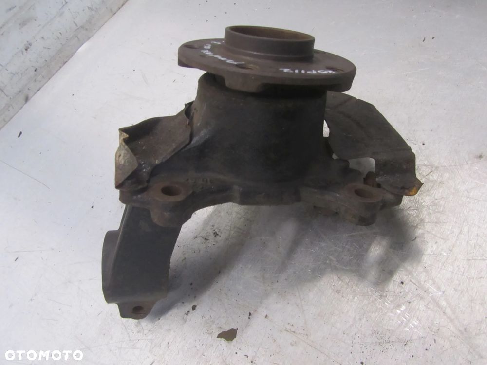 Citroen Jumper-Ducato-Boxer 3.0 06->piasta zwrotnica lewy przód 16" - 2