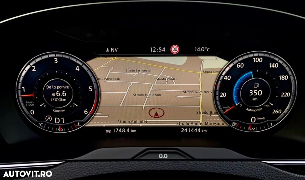 Volkswagen Passat - 21