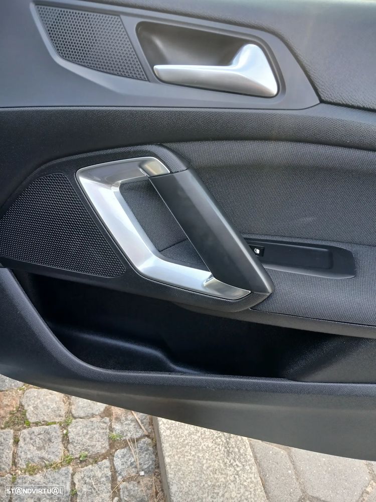 Peugeot 308 - 14