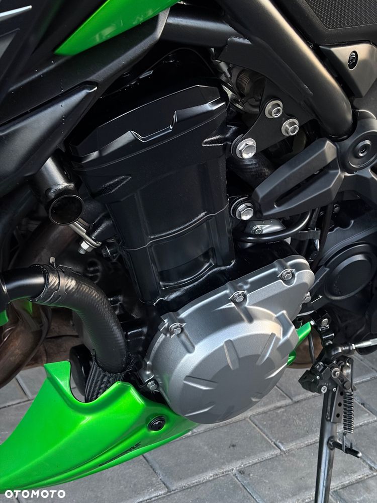 Kawasaki Z 900 - 8