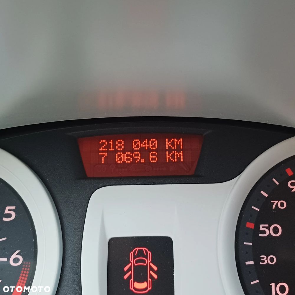 Renault Clio 1.6 16V Expression - 8