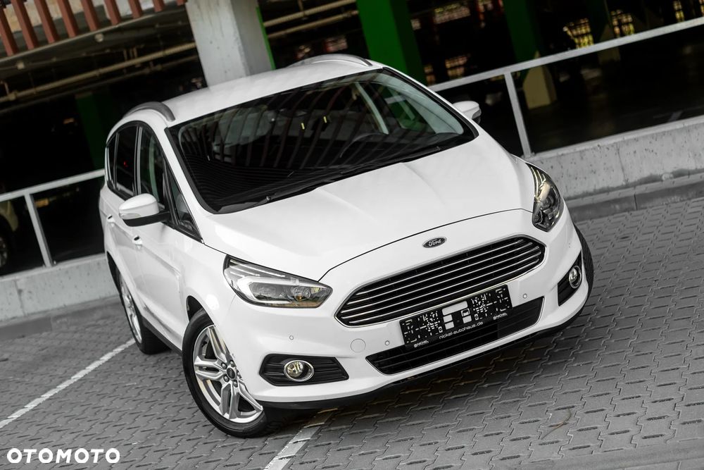 Ford S-Max - 9