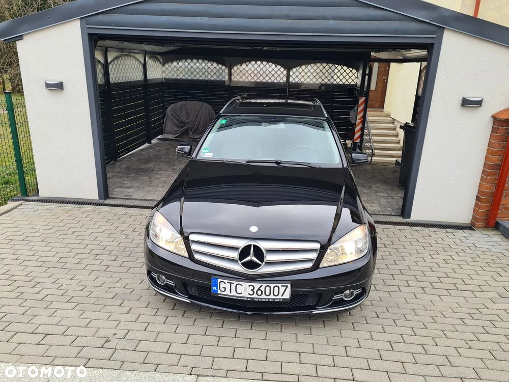 Mercedes-Benz Klasa C 180 T CGI Automatik BlueEFFICIENCY Avantgarde - 2