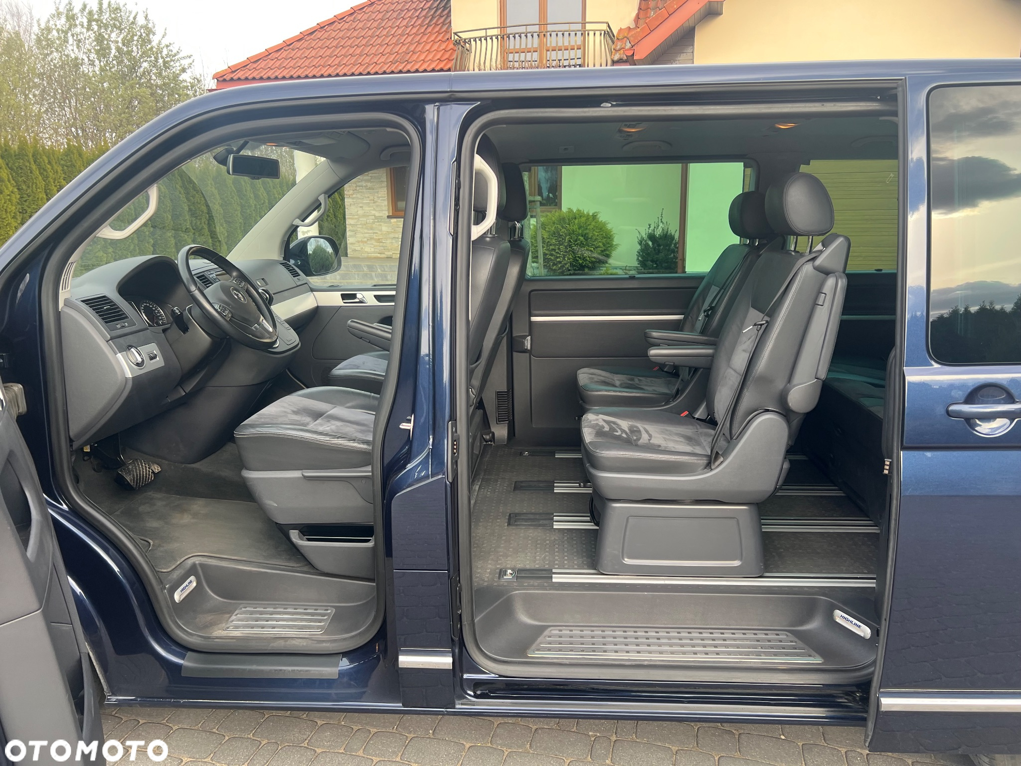 Volkswagen Multivan - 9