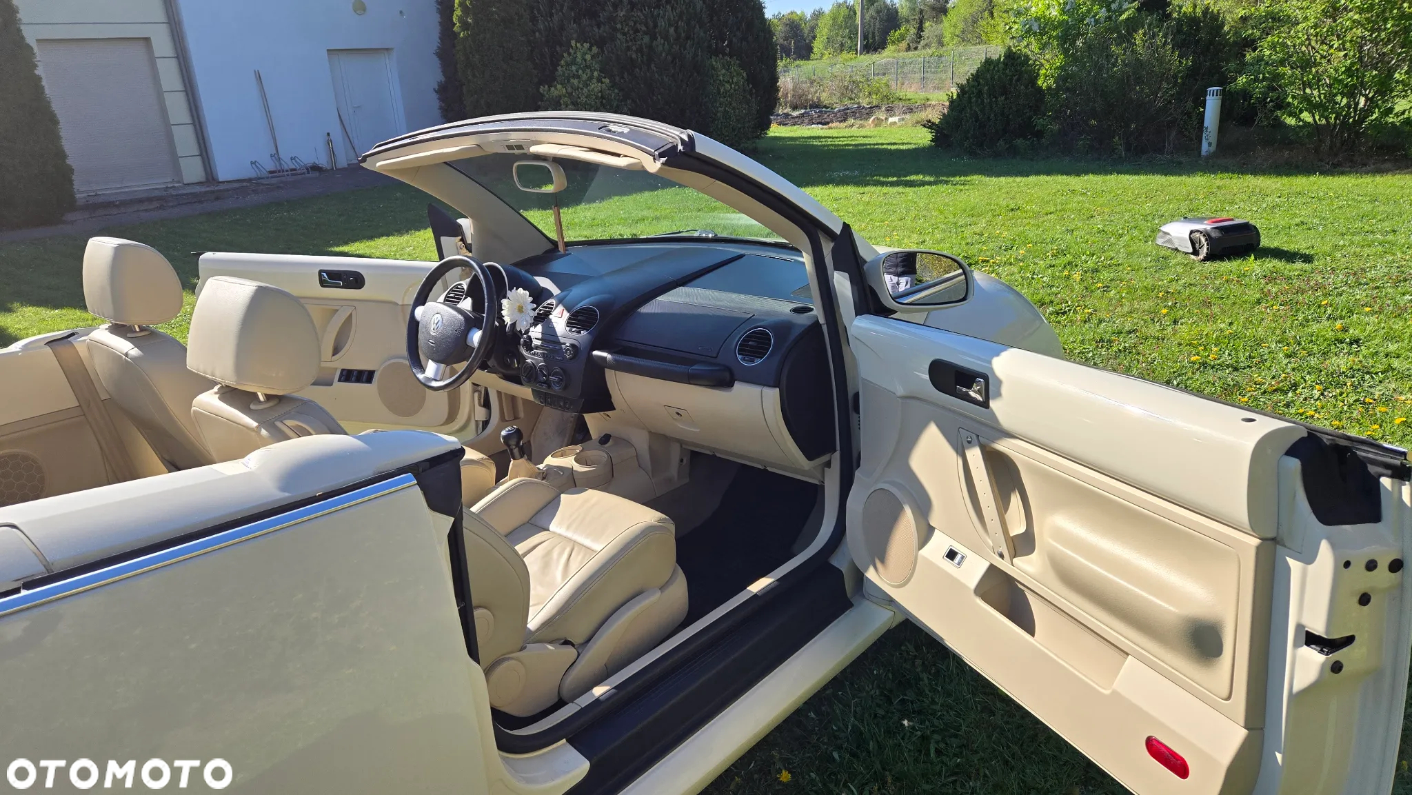 Volkswagen New Beetle 2.0 - 11