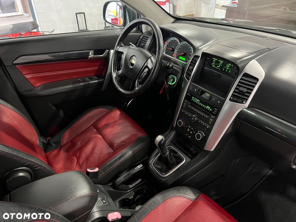 Chevrolet Captiva 2.0 2WD 7 Sitzer LS Family Edition - 28