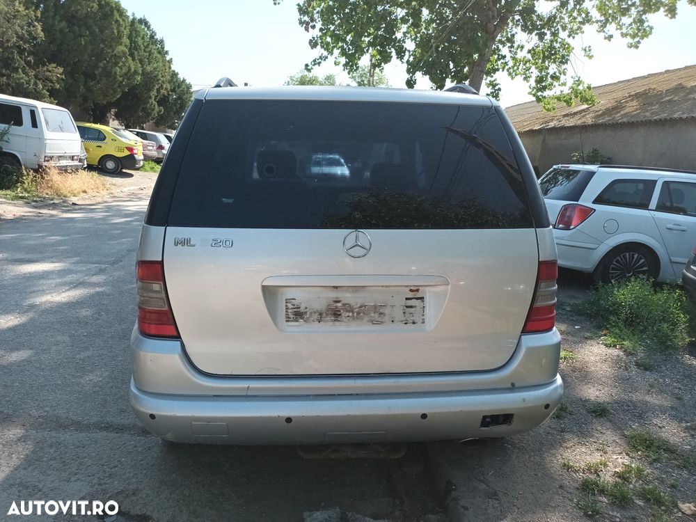 Dezmembrari  Mercedes-Benz ML / M-CLASS (W163)  1998  > 2005 ML 320 ( - 10