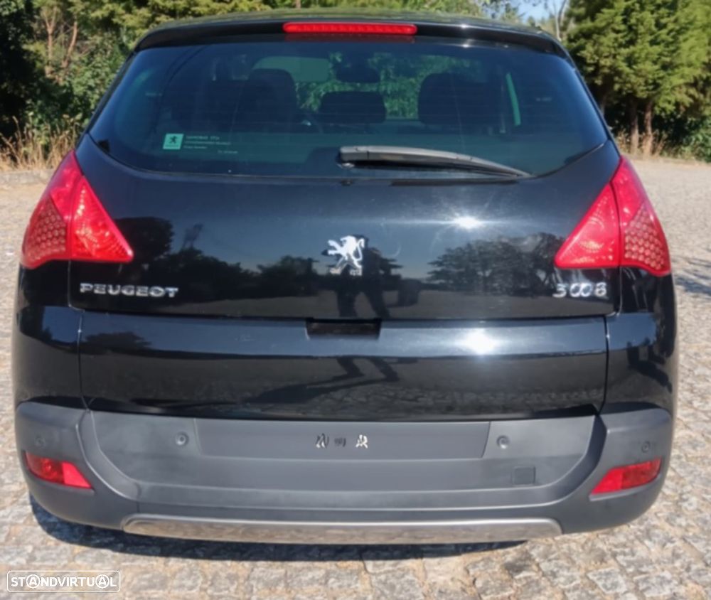 Peugeot 3008 1.6 HDi Executive - 11