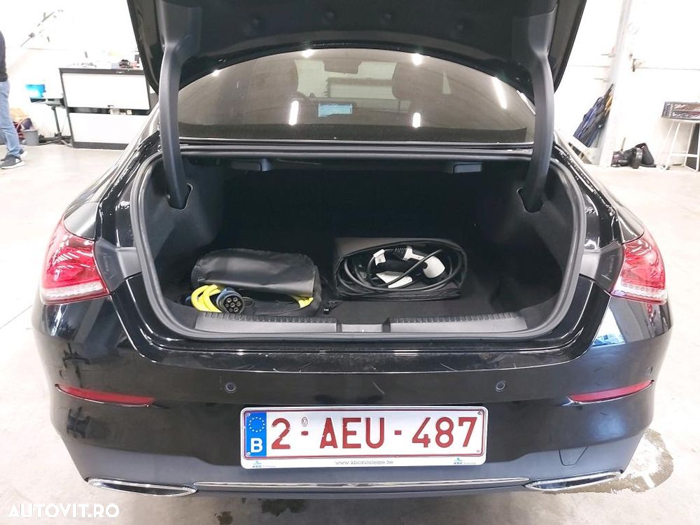 Mercedes-Benz CLA 250 - 9